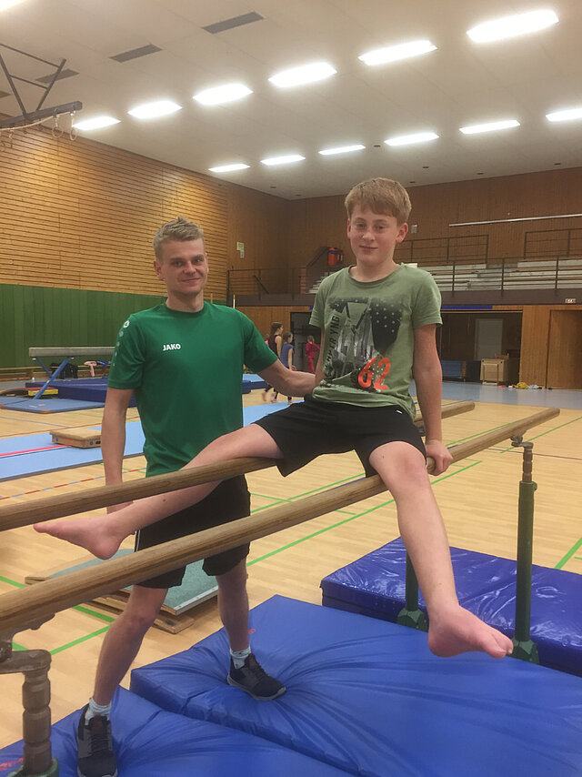 Turnen: Gerätturnen männlich ab 6 Jahren für alle Altersklassen